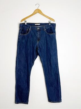 Levi’s Middy Straight Jeans Women’s Size 33 Dark Wash 100% Cotton